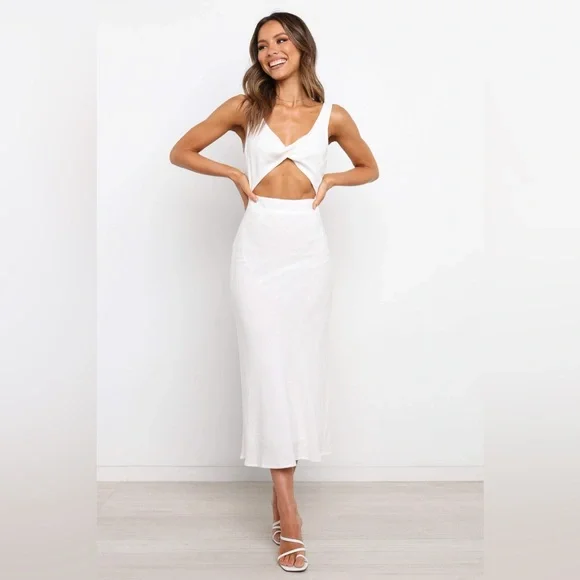 PETAL & PUP APOLLO DRESS - WHITE SIZE 4 B26 - Picture 2 of 7